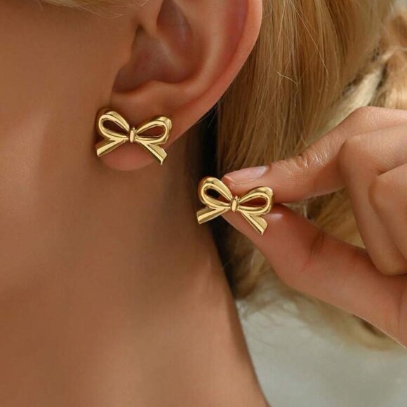 18k Gold Plated Stainless Steel Elegant Gold Bow Earrings - Picture 1 of 5